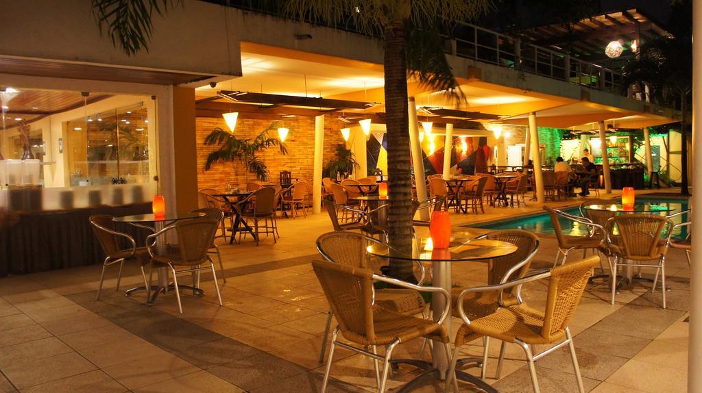 Hotel Aconchego 3*